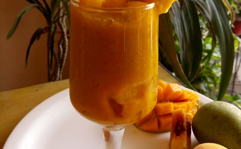 Mango Peach Pear Smoothie / Dairy Free Low Calorie  Smoothie 