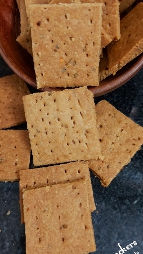 Oatmeal Whole Wheat Carom Seeds Or Ajwain Crackers With Olive Oil